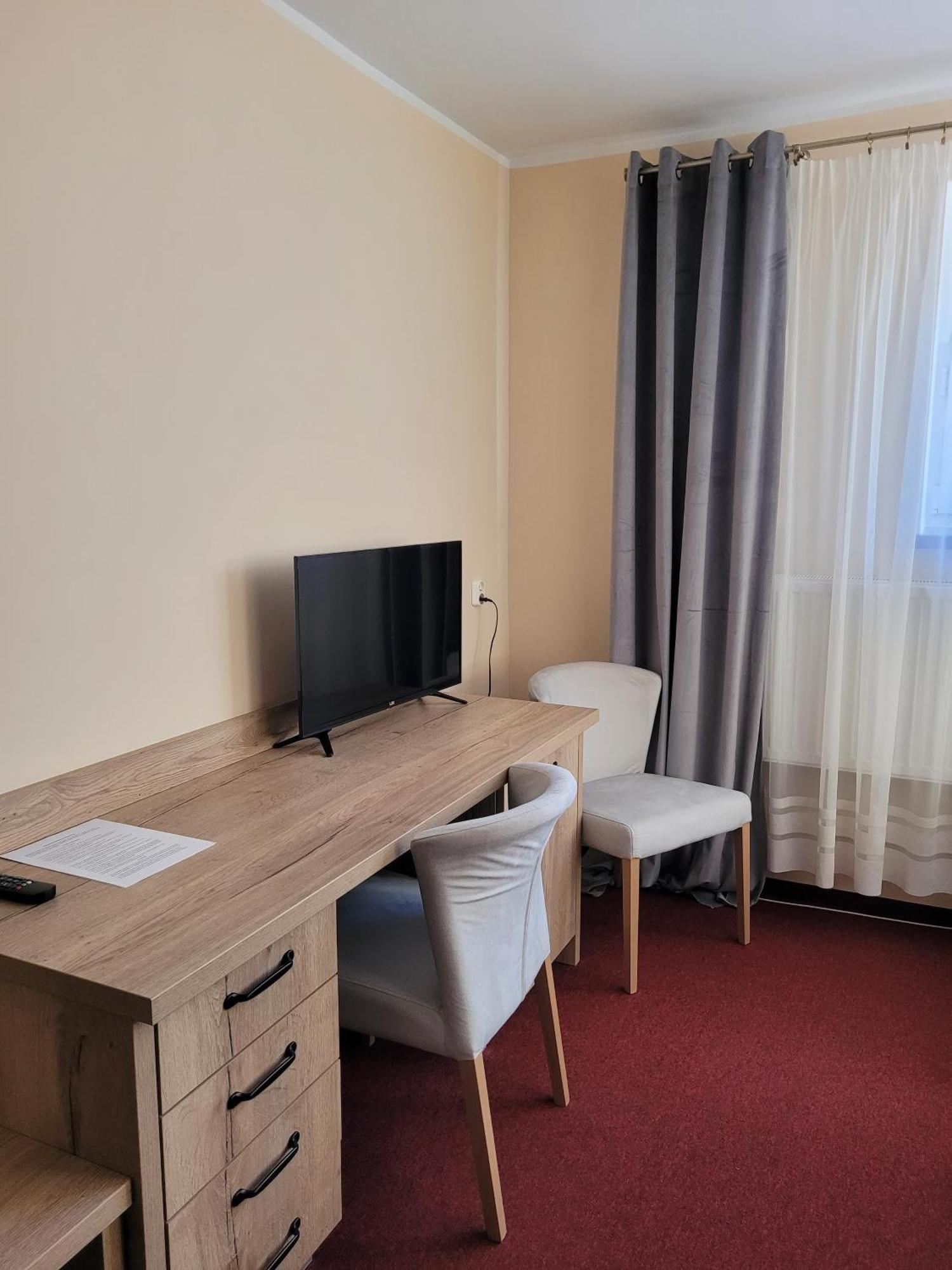 Złote Pióro - noclegi Nisko Exterior foto